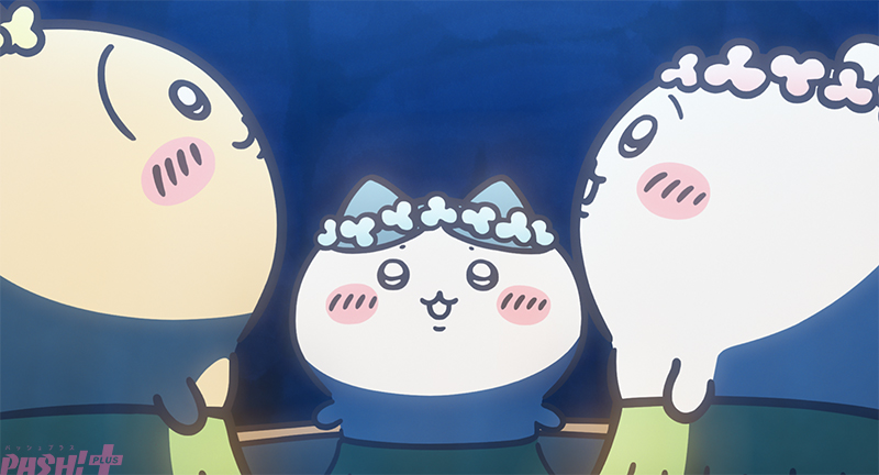 映画ちいかわ 人魚の島のひみつの一場面、花冠をつけたキャラクターたちのアップ