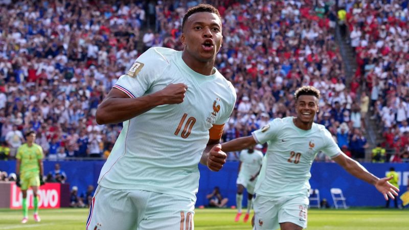 ゴールを喜ぶフランス代表FWキリアン・エムバペ(W杯2026準々決勝フランスvsモロッコ、後半60分の先制点)