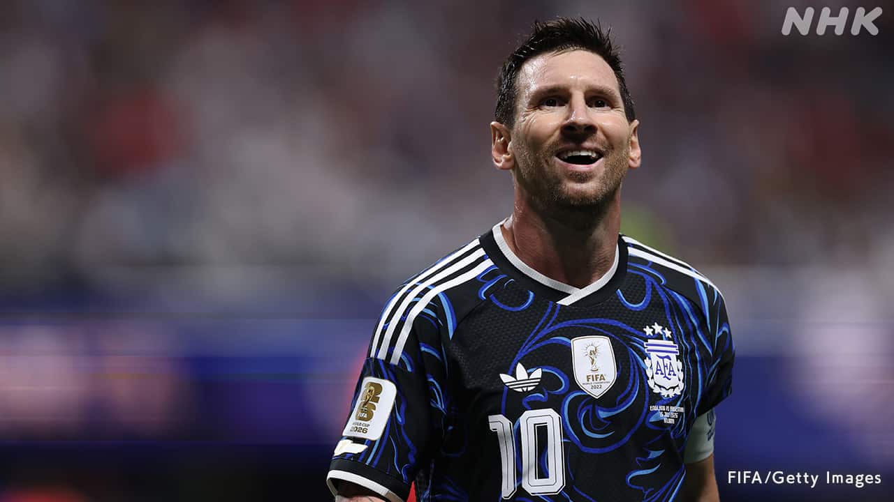 ゴールを喜ぶアルゼンチン代表リオネル・メッシ、W杯2026準決勝イングランド戦で2アシストの活躍