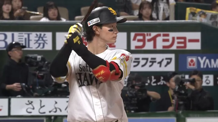 日本シリーズ2026に進出した福岡ソフトバンクホークスの打者の打席シーン